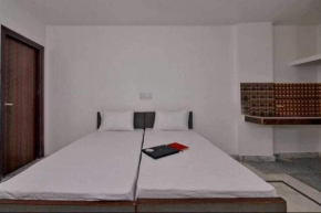 Hotel O POP Royal Guest House Near Omaxe Celebration Mall